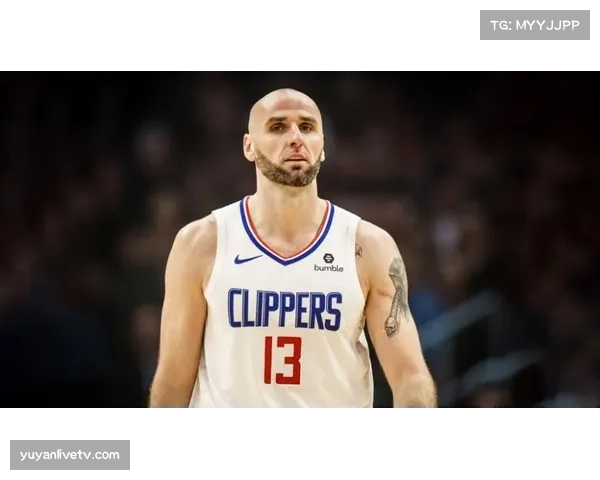 莱万多夫斯基头槌制胜，波兰神锋关键时刻终结能力犹存